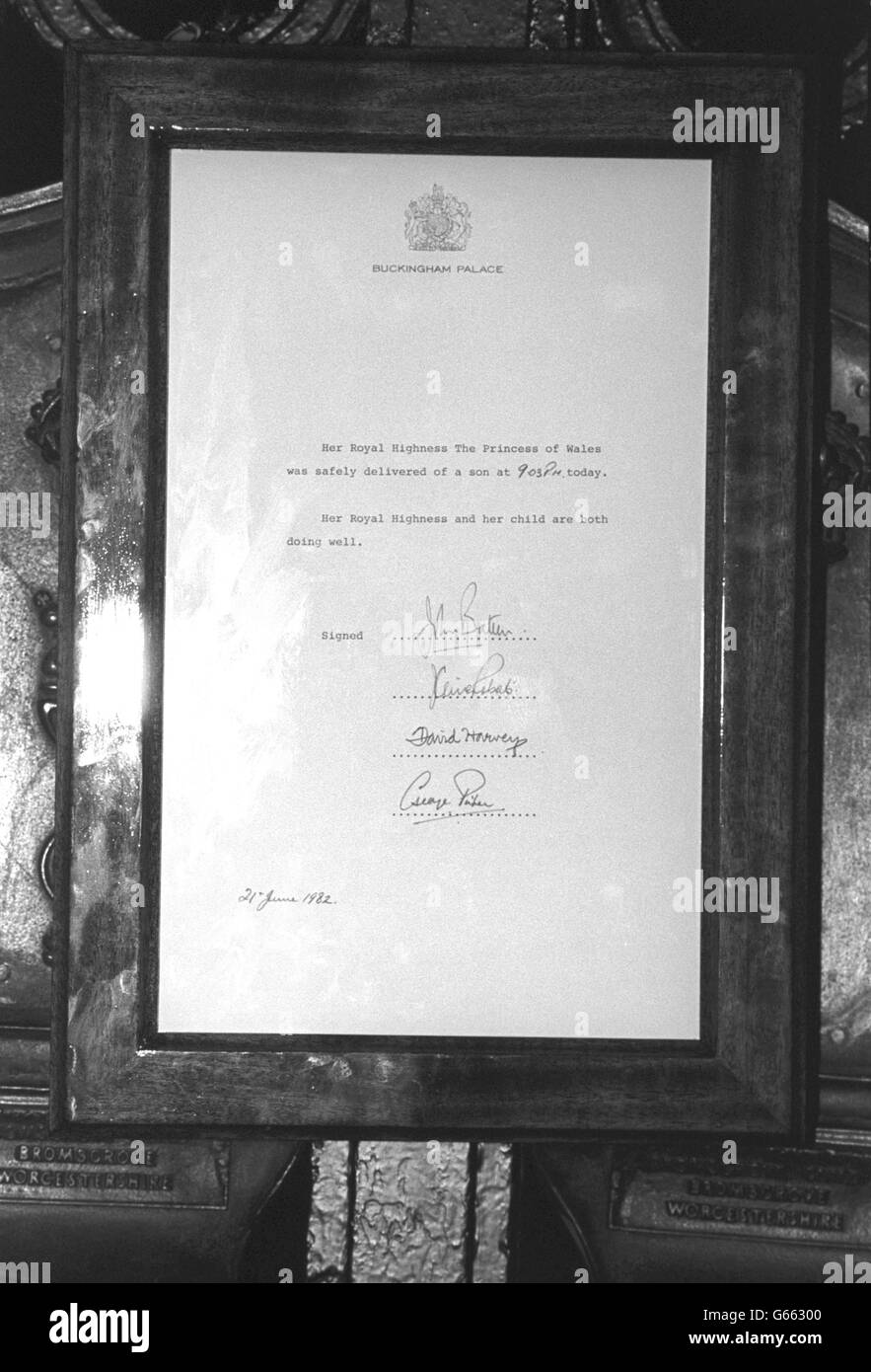 Royalty - Nascita del Principe William - Annuncio annuncio - Buckingham Palace di Londra Foto Stock