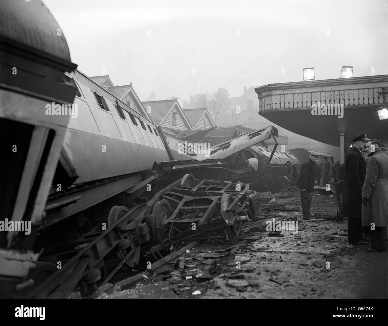Piattaforma di Crash a Sutton Coldfield Foto Stock