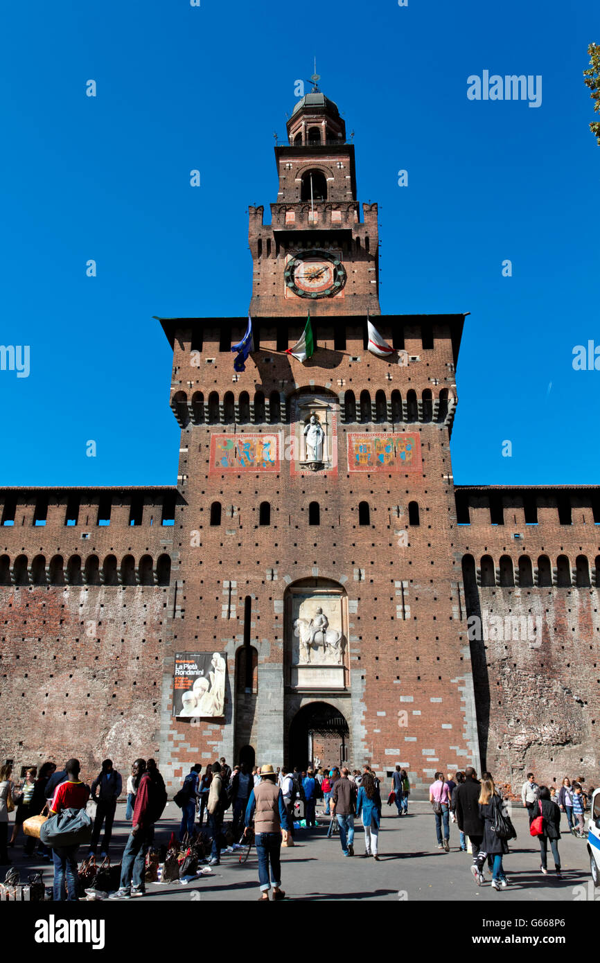 Castello Sforzesco, Castello Sforzesco, costruita a partire dal 1450, Milan, Milano, Lombardia, Italia, Europa, PublicGround Foto Stock