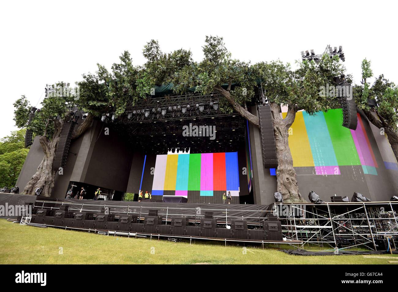 Il palcoscenico della Great Oak che ospiterà gli atti musicali, durante il Barclaycard British Summertime Music Festival da venerdì 5 a domenica 14 luglio, nella zona centrale di Londra dell'Hyde Park Arena. Foto Stock