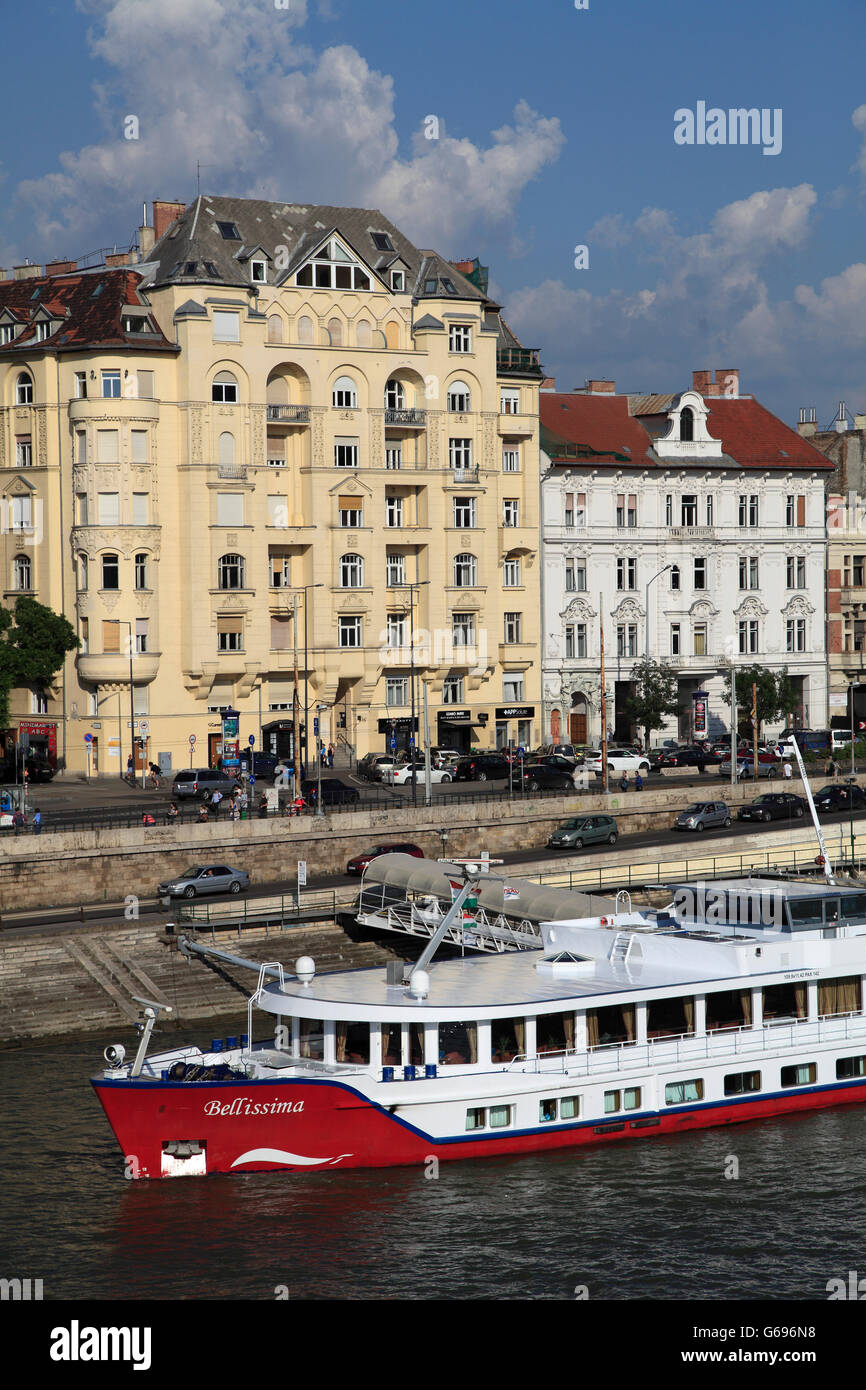 Ungheria, Budapest, Fiume Danubio, nave da crociera, Belgrad Quay, Foto Stock