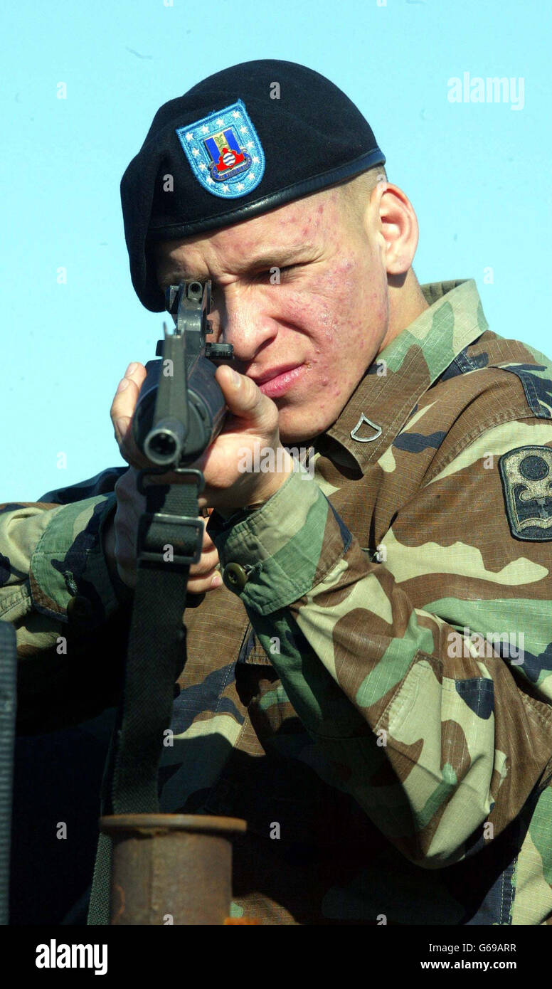 US Army National Guard per treno per la guerra Foto Stock
