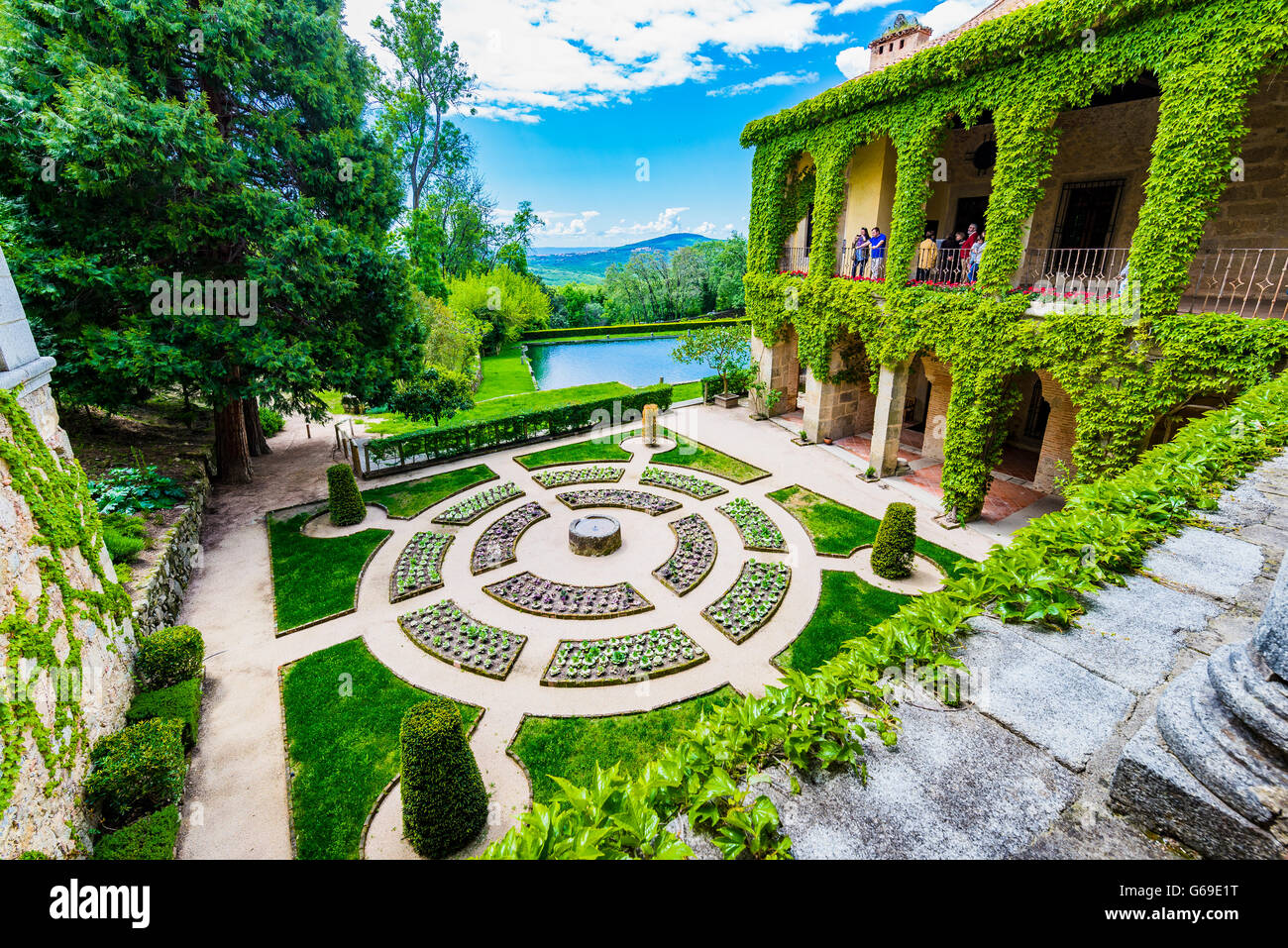 Monastero di Yuste, fondata dai Hieronymite ordine dei monaci nel 1402, in un piccolo villaggio chiamato Cuacos De Yuste, Cáceres Foto Stock