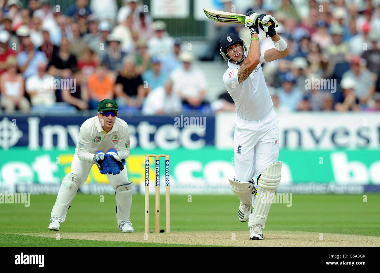 Kevin Pietersen in Inghilterra durante il primo giorno della partita di prova di Investec Fourth Ashes all'Emirates Durham ICG di Durham. Foto Stock