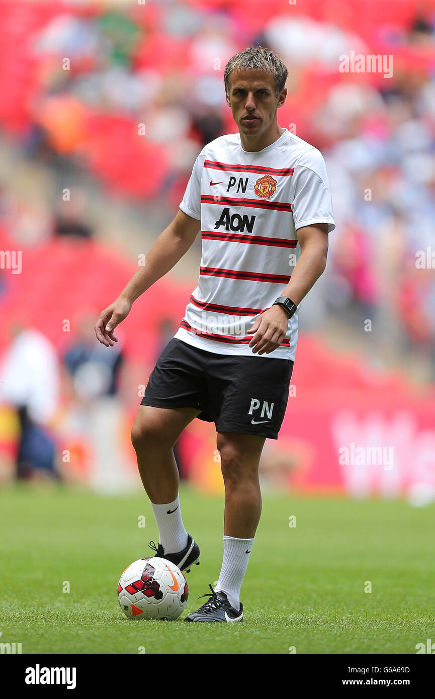 Calcio - fa Community Shield 2013 - Manchester United v Wigan Athletic - Wembley Stadium. Phil Neville, allenatore di prima squadra di Manchester United Foto Stock