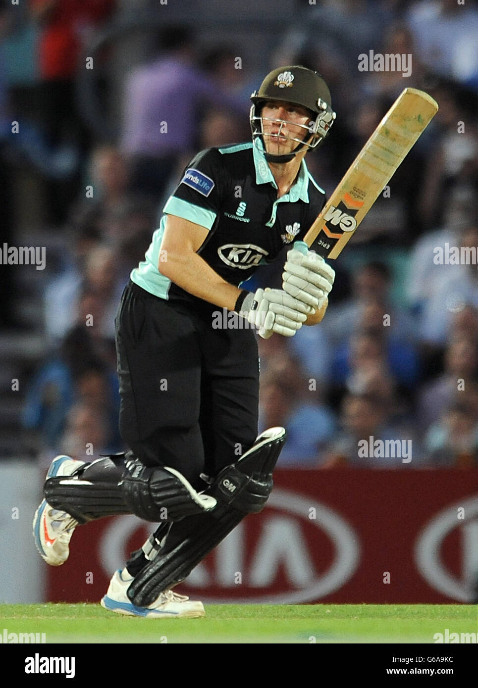 Cricket - Friends Life T20 - South Group - Surrey v Kent Spitfires - The Kia Oval. Zapar Ansari, Surrey Foto Stock