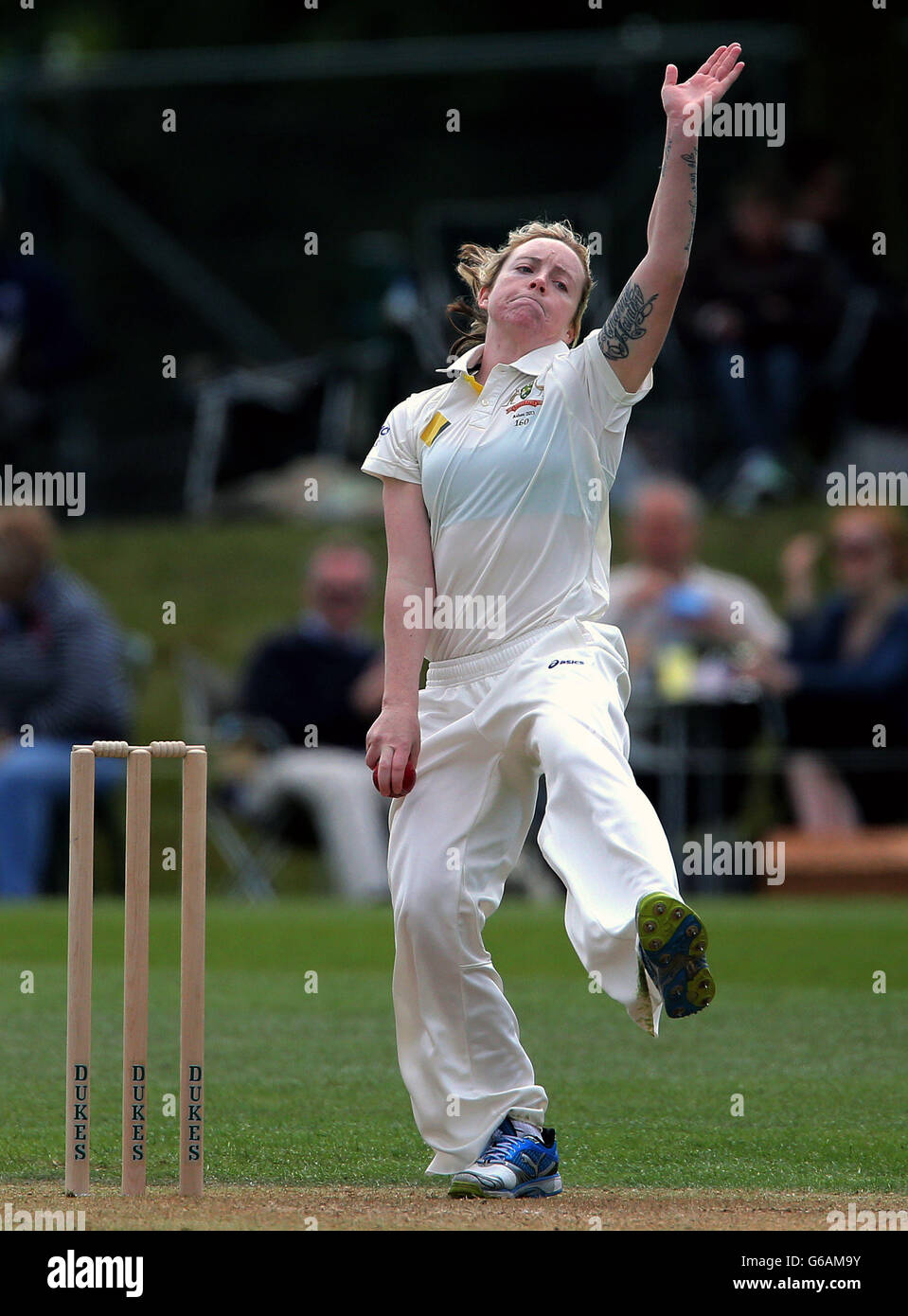 Cricket - Primo Womens Ceneri Test Match - Inghilterra donne v Australia Donna - Giorno 2 - Wormsley Cricket Ground Foto Stock