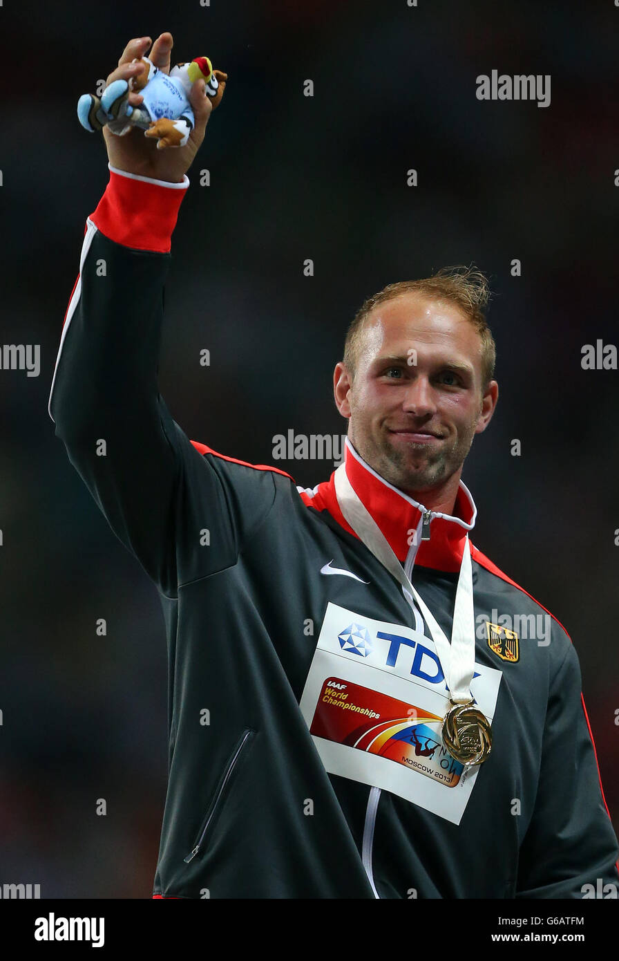 Il vincitore della medaglia d'oro in Germania Robert Harding nel quarto giorno dei Campionati mondiali di atletica leggera IAAF 2013 allo stadio Luzhniki di Mosca, Russia. Foto Stock