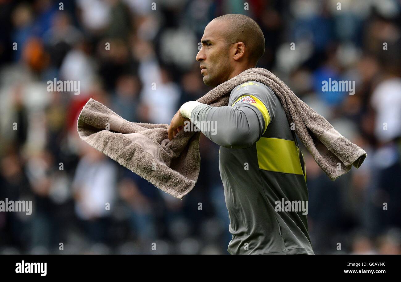 Lee Grant della contea di Derby dopo il fischio finale contro Leicester City, durante la partita del campionato di calcio Sky Bet, Pride Park, Derby. Foto Stock