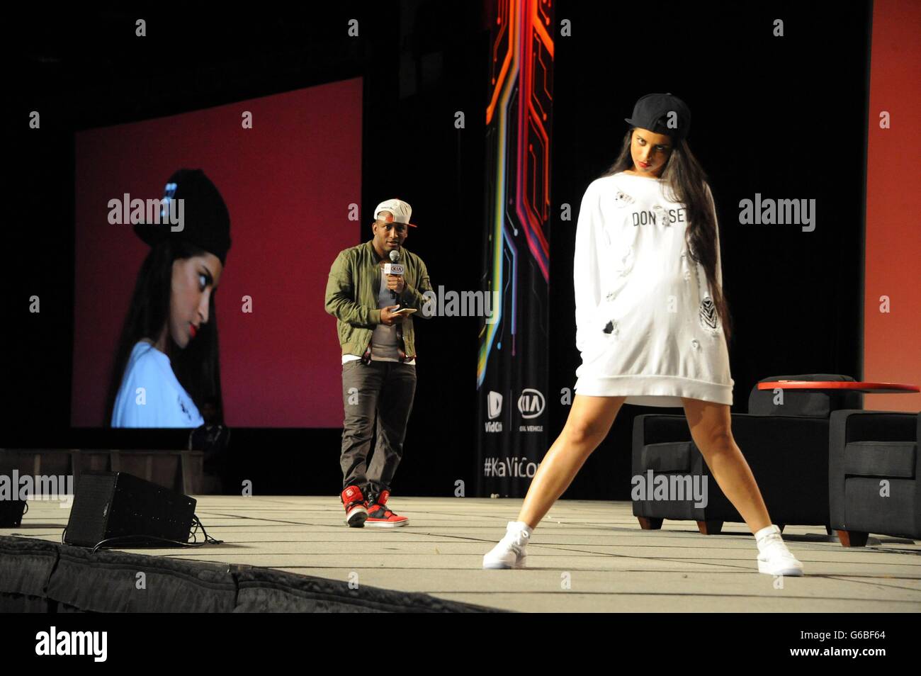 Anaheim, CA. Il 23 giugno, 2016. Lilly Singh di presenze per 7 VIDCON annuale 2016, l'Anaheim Convention Center di Anaheim CA, 23 giugno 2016. © Elizabeth Goodenough/Everett raccolta/Alamy Live News Foto Stock