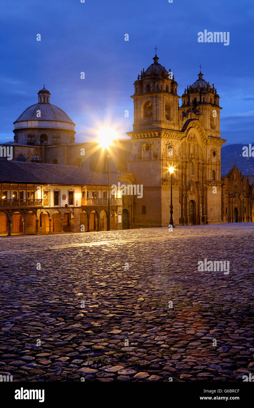 La Compania de Jesus (la Compagnia di Gesù) Chiesa, Plaza de Armas, Cusco, Perù Foto Stock