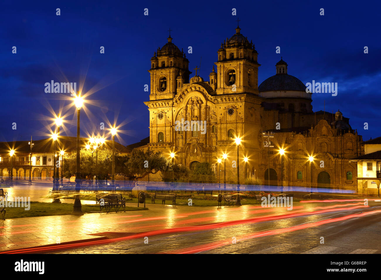 La Compania de Jesus (la Compagnia di Gesù) Chiesa, Plaza de Armas, Cusco, Perù Foto Stock