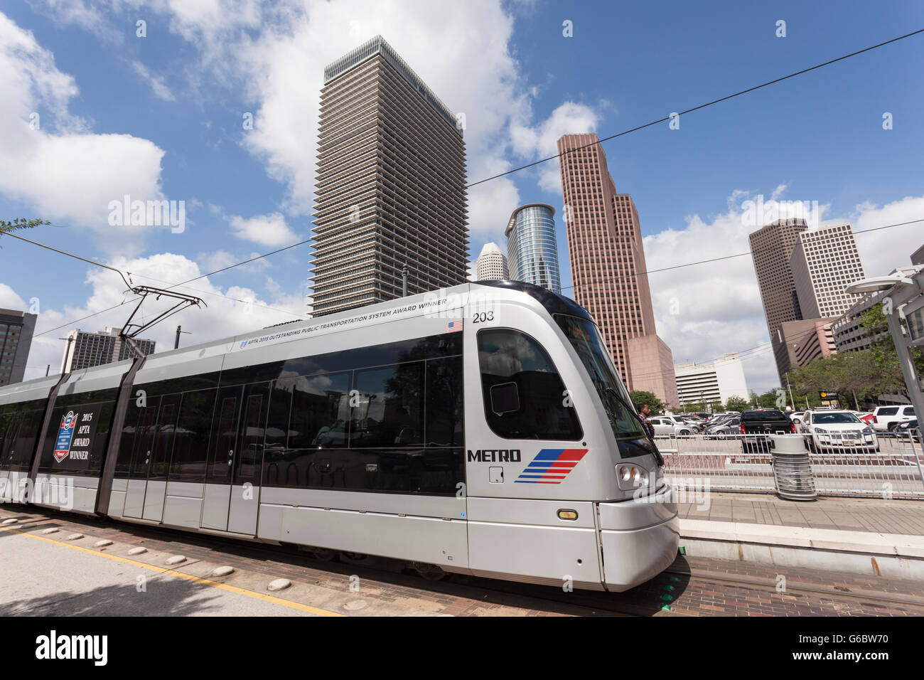 Treno della metropolitana nel centro cittadino di Houston, Texas Foto Stock