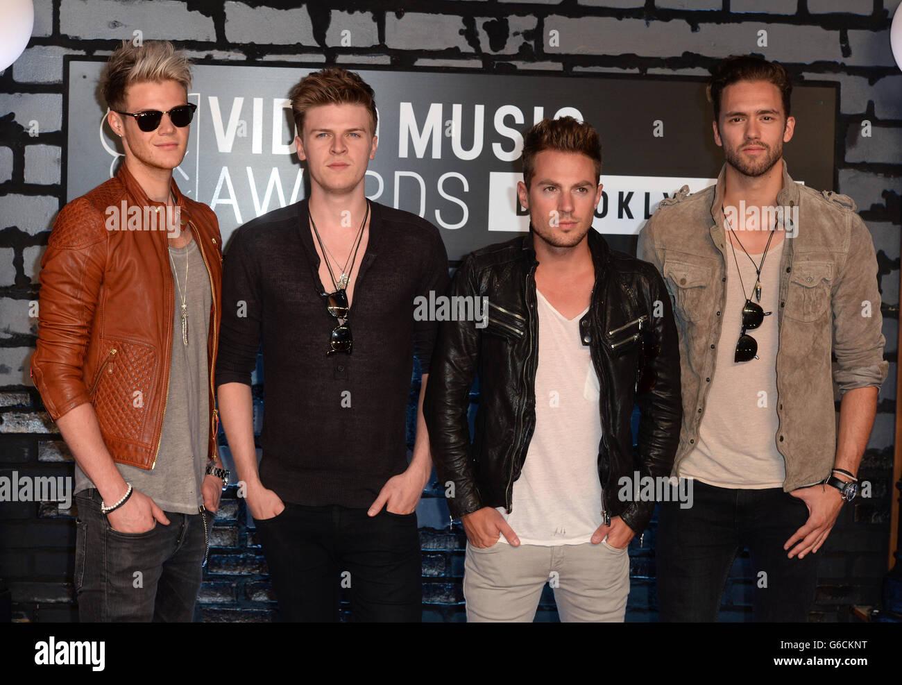I membri della band Lawson Ryan Fletcher, Joel Peat, Andy Brown, Adam Pitts arrivano ai MTV Video Music Awards 2013, The Barclay Center, Brooklyn, New York. Foto Stock