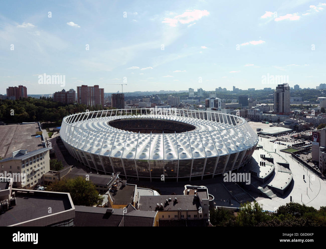 Calcio - Qualifiche per la Coppa del mondo FIFA - Gruppo H - Ucraina v Inghilterra - Inghilterra Conferenza stampa e formazione - lo Stadio Olimpico. Una vista generale dello Stadio Olimpico di Kiev. Foto Stock