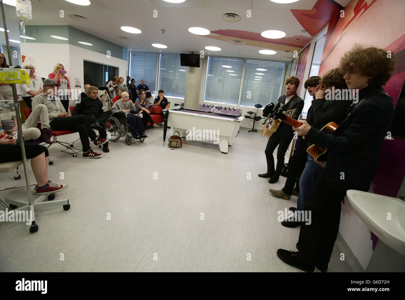 Teenage Cancer Trust Daltrey visita Foto Stock