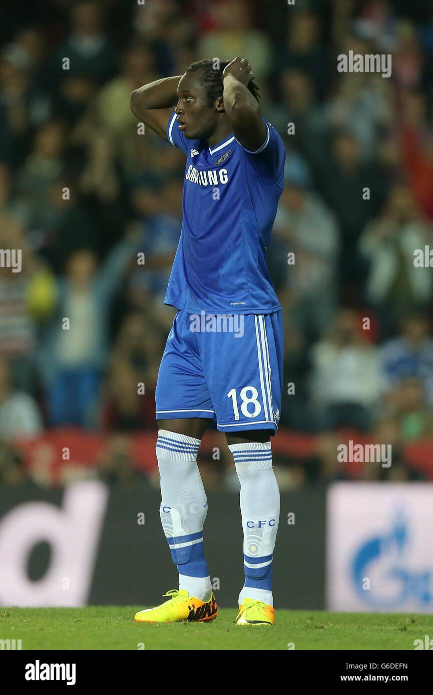 Calcio - UEFA Super Cup - Bayern Monaco / Chelsea - Eden Arena. Il Romelu Lukaku di Chelsea reagisce dopo che la sua penalità è stata salvata nella sparatoria Foto Stock
