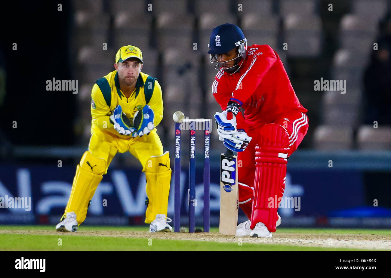 Chris Jordan in azione in Inghilterra durante il quinto giorno internazionale all'Ageas Bowl, Southampton. Foto Stock