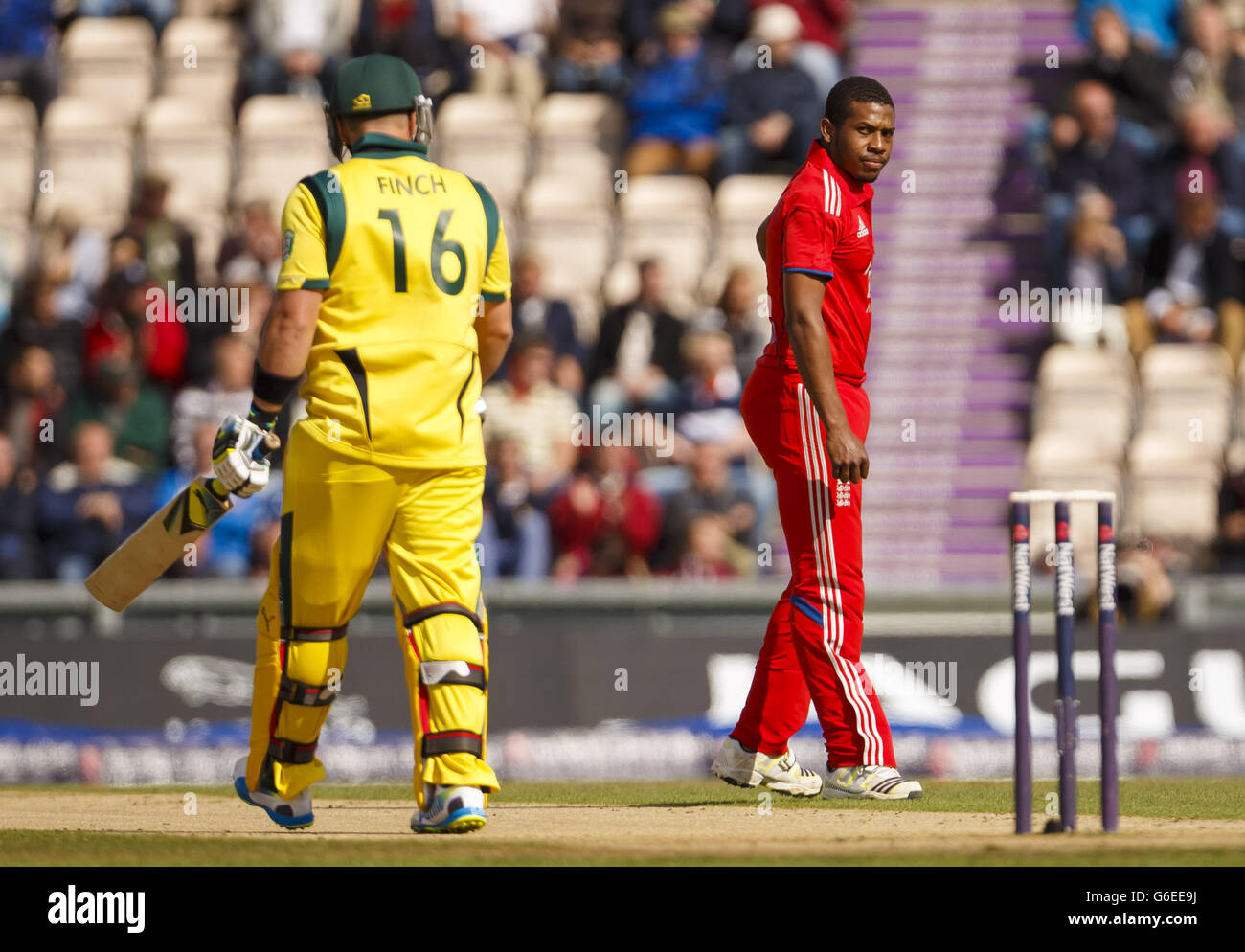 Cricket - Natwest One Day International Series - Fifth One Day International - Inghilterra / Australia - Ageas Bowl. Chris Jordan in Inghilterra in azione contro l'Australia durante la Fifth One Day International all'Ageas Bowl di Southampton. Foto Stock
