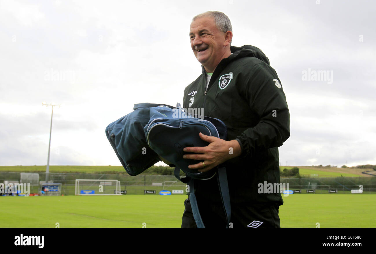 Calcio - Coppa del Mondo FIFA qualifiche - GRUPPO C - Germania v Repubblica di Irlanda - Irlanda - Formazione e conferenza stampa - Malahide Foto Stock