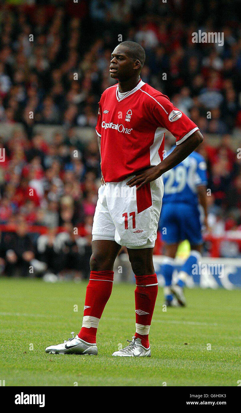 Marlon Harewood in azione per Nottingham Forest contro Derby County at the City Ground. NESSUN UTILIZZO NON UFFICIALE DEL SITO WEB DEL CLUB. Foto Stock