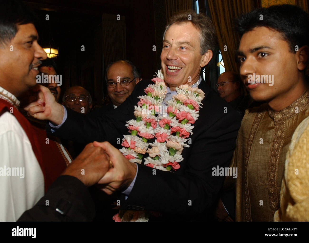 Il primo ministro britannico Tony Blair ha ritratto durante le celebrazioni di Diwali nella Camera dei Comuni, Londra. Foto Stock