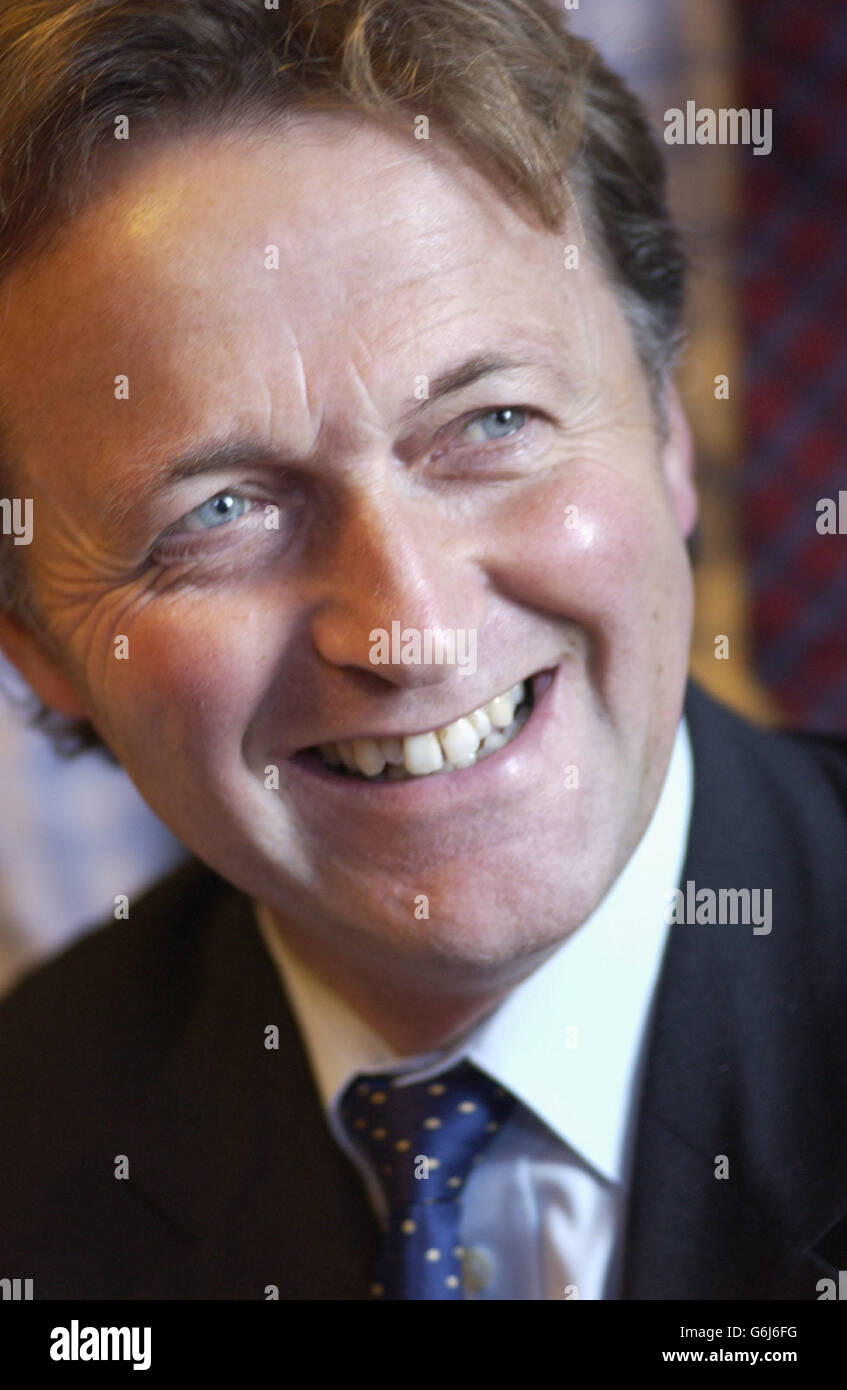 Andrew George MP, Shadow Rural Affairs Secretary, alla prima riunione del Gabinetto ombra dei Democratici liberali. Foto Stock