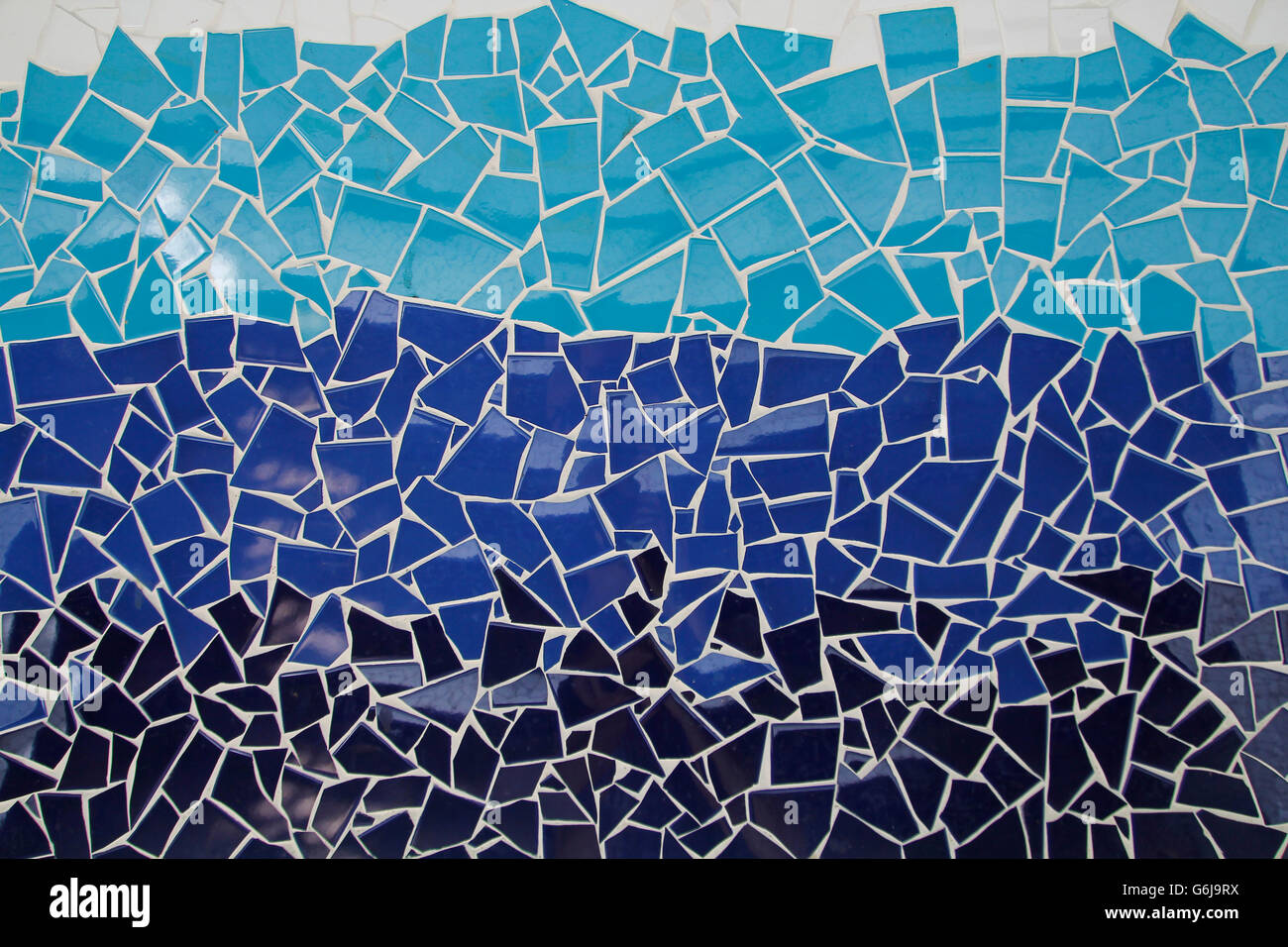 Blu mosaico trencadis, decorazione ceramica Foto Stock