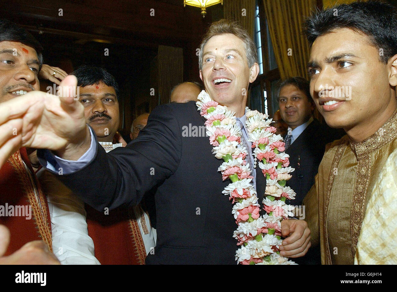 Il primo ministro britannico Tony Blair ha ritratto durante le celebrazioni di Diwali nella Camera dei Comuni, Londra. Foto Stock