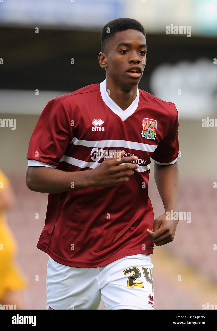 Calcio - Sky Bet League 2 - Northampton Town / Newport County - Sixfields Stadium. Ivan Toney, Northampton Town Foto Stock