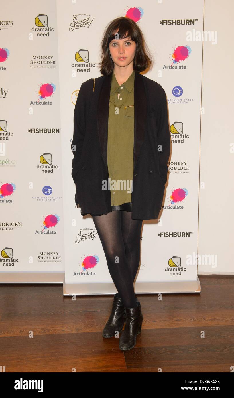 Felicity Jones partecipa all'asta di beneficenza articolata alla Victoria Miro Gallery di Londra. Foto Stock