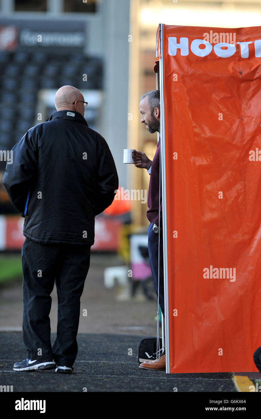 Il direttore della contea di Notts Shaun Derry ama una tazza di tè prima di iniziare. Foto Stock
