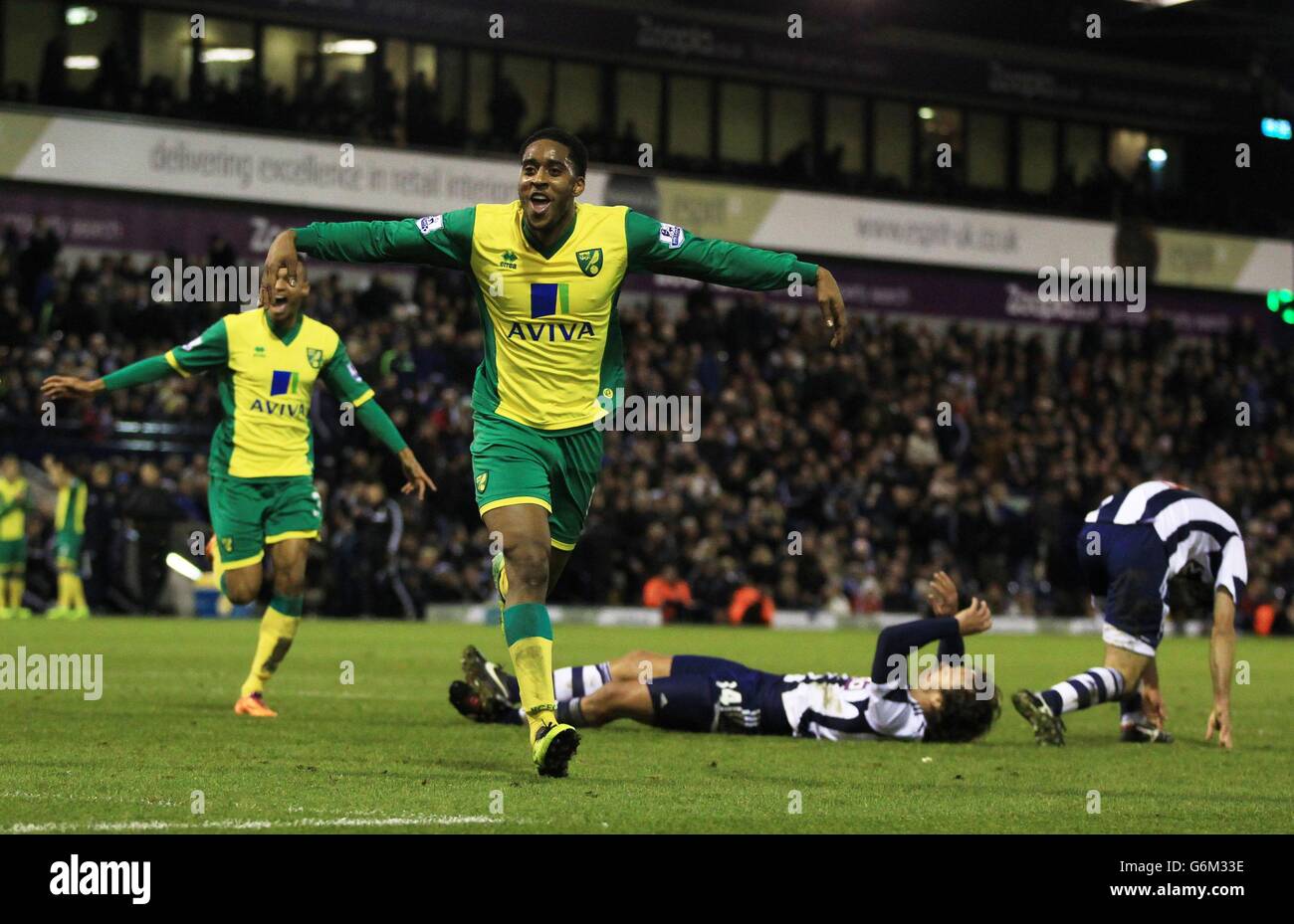 Il Leroy Fer di Norwich City festeggia il 2° goal contro West Bromwich Albion durante la vittoria del 2.0 nella partita Barclays Premier League presso Hawthorns, West Bromwich. Foto Stock