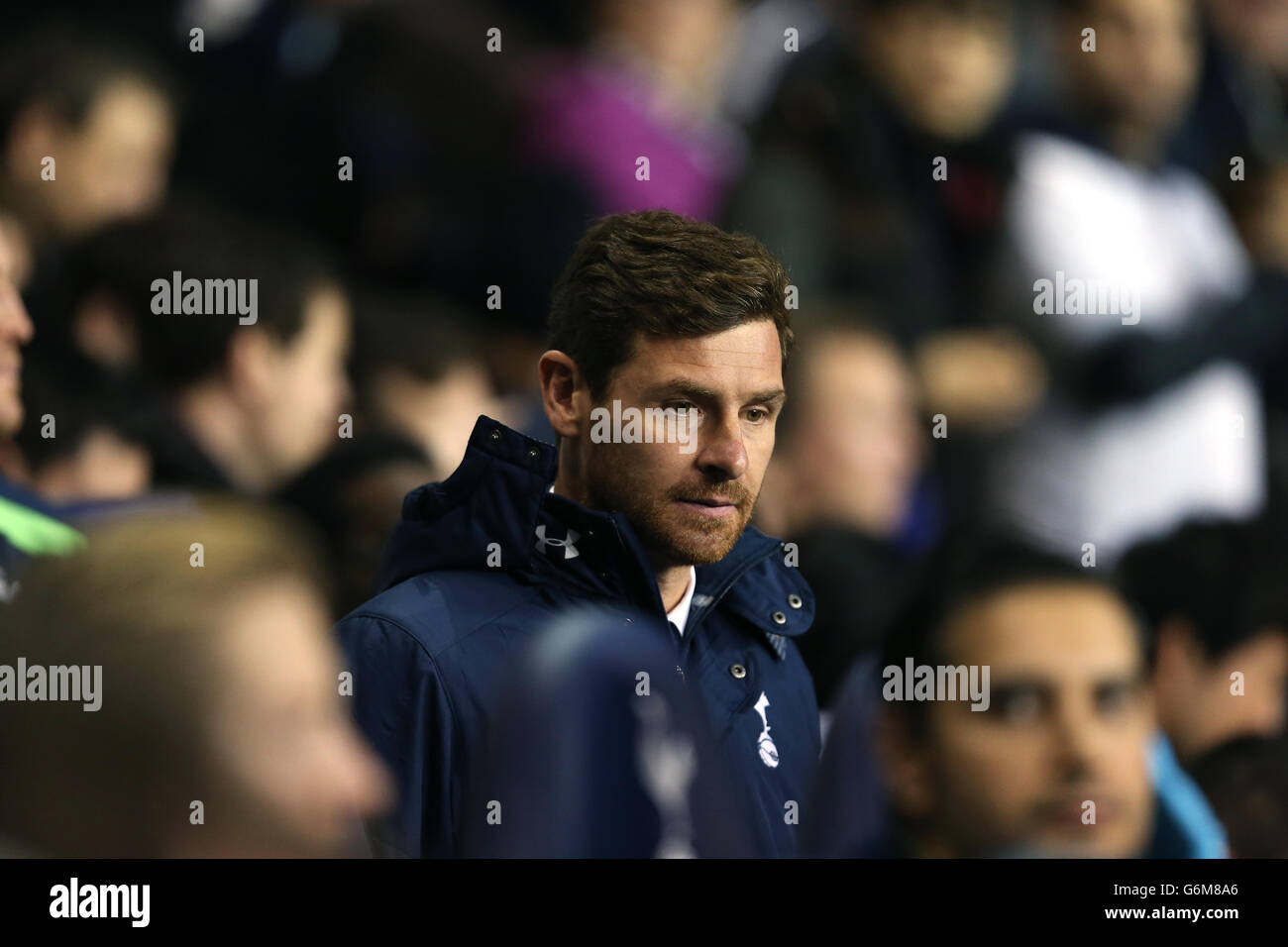 Andre Villas Boas, Manager di Tottenham Hotspur, arriva sulla linea di contatto prima della partita Barclays Premier League a White Hart Lane, Londra. PREMERE ASSOCIAZIONE foto. Data immagine: Domenica 15 dicembre 2013. Vedi PA storia CALCIO Tottenham. Il credito fotografico dovrebbe essere: Stephen Pond/PA Wire. Foto Stock