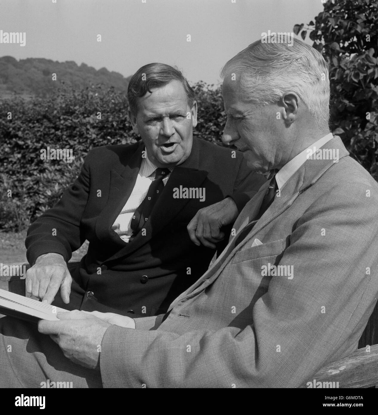 Prima Guerra Mondiale - VC Heroes - Geoffrey Woolley e George Roupell - Surrey Foto Stock