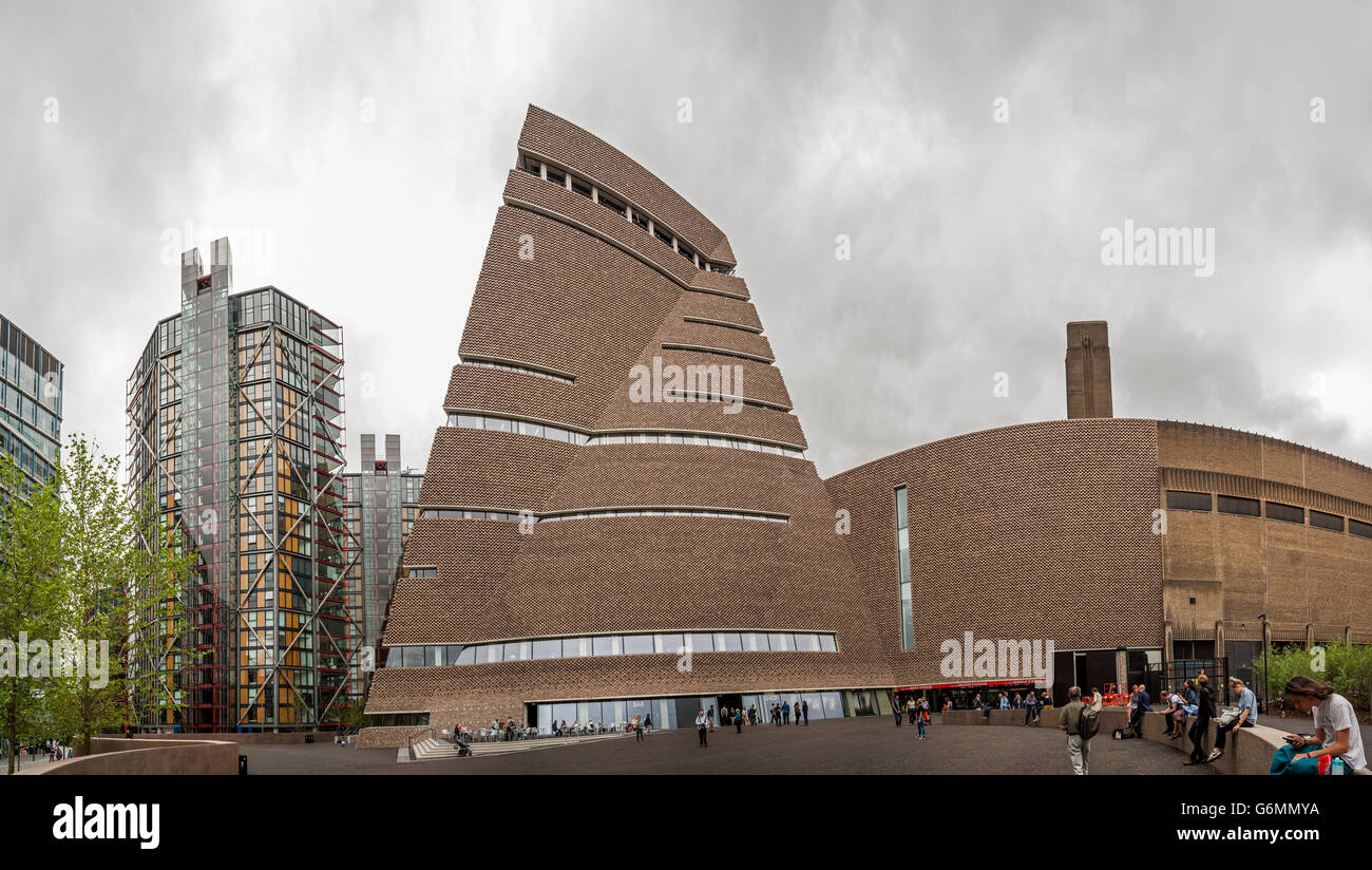 Galleria d'arte Tate Modern e la recente apertura del prolungamento a Bankside, London, Regno Unito Foto Stock