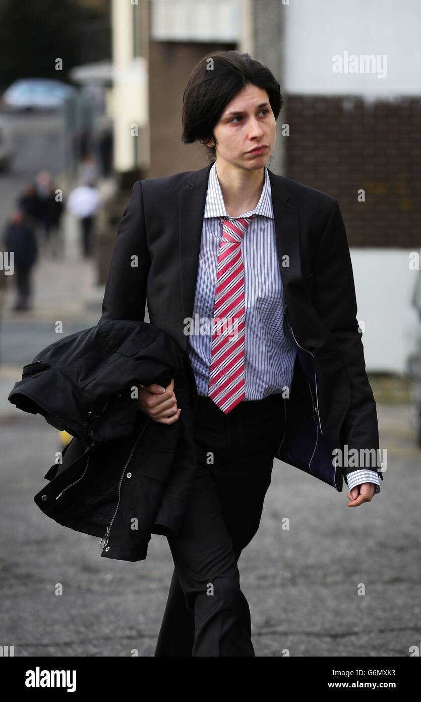 Natalie Hynde, figlia di Chrissie Hynde e Ray Davies, arriva alla Brighton Magistrates Court a Brighton, East Sussex, per far fronte alle accuse relative al passaggio di tress sulla proprietà ferroviaria durante le proteste anti-fracking a Balcombe la scorsa estate. Foto Stock