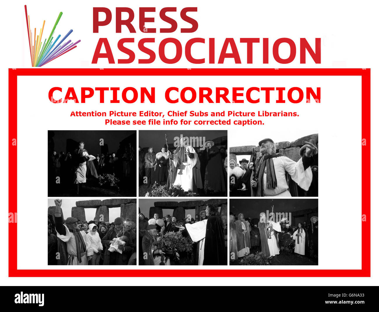 CORREZIONE DELLA DIDASCALIA CAMBIANDO TITOLO E NOME DA CAPO DRUID ARTHUR PENDRAGON AD ARCO DRUID DI STONEHENGE ROLLO MAUGHFLING. LE IMMAGINI VERRANNO RITRASMESSE SUL CAVO PA CON LA DIDASCALIA CORRETTA A BREVE. L'arcdruide di Stonehenge Rollo Maughfling guida il servizio di Solstizio invernale a Stonehenge questa mattina il giorno più corto dell'anno. Foto Stock