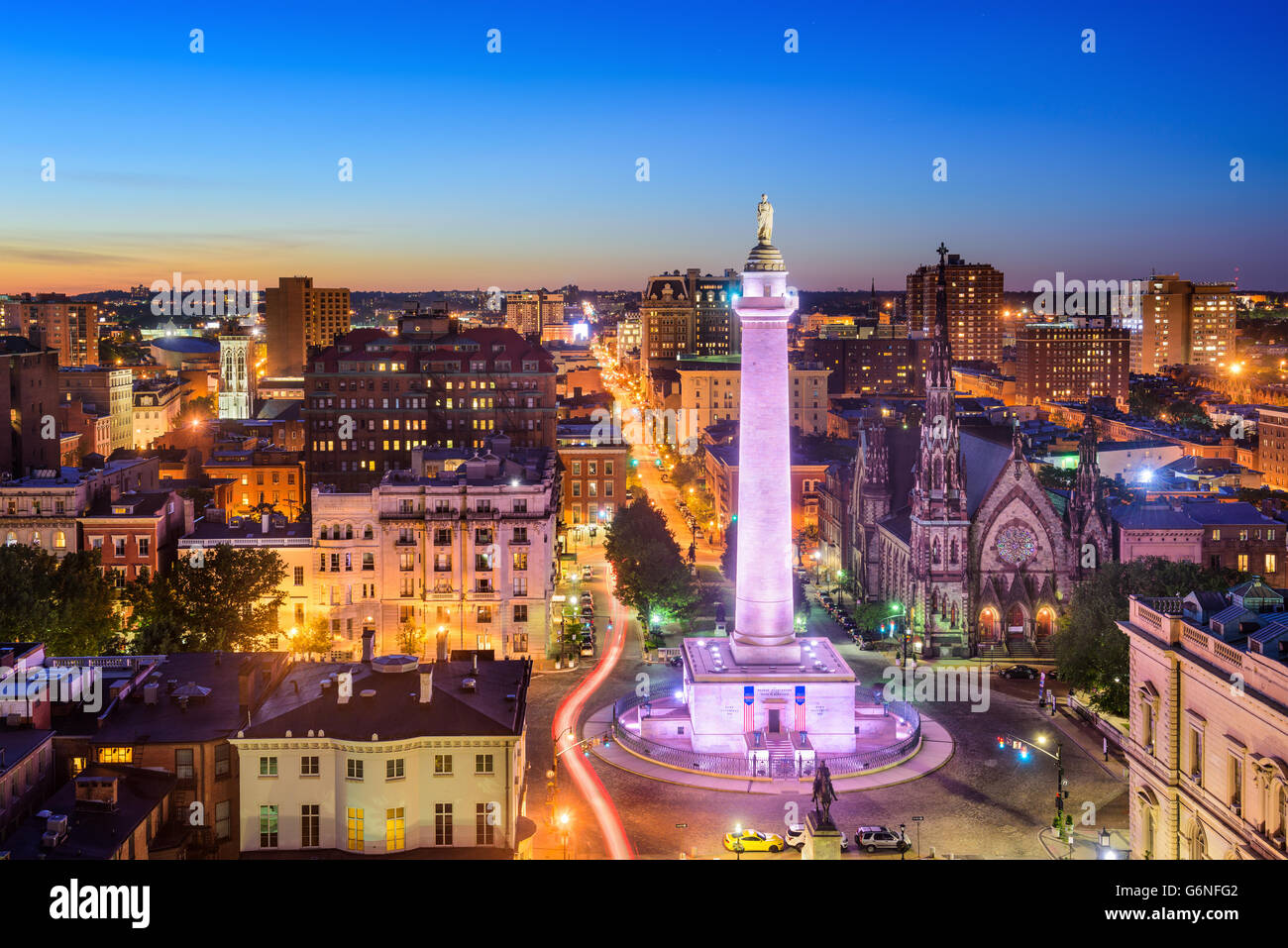 Baltimore, Maryland, Stati Uniti d'America cityscape a Mt. Vernon e il Monumento a Washington. Foto Stock