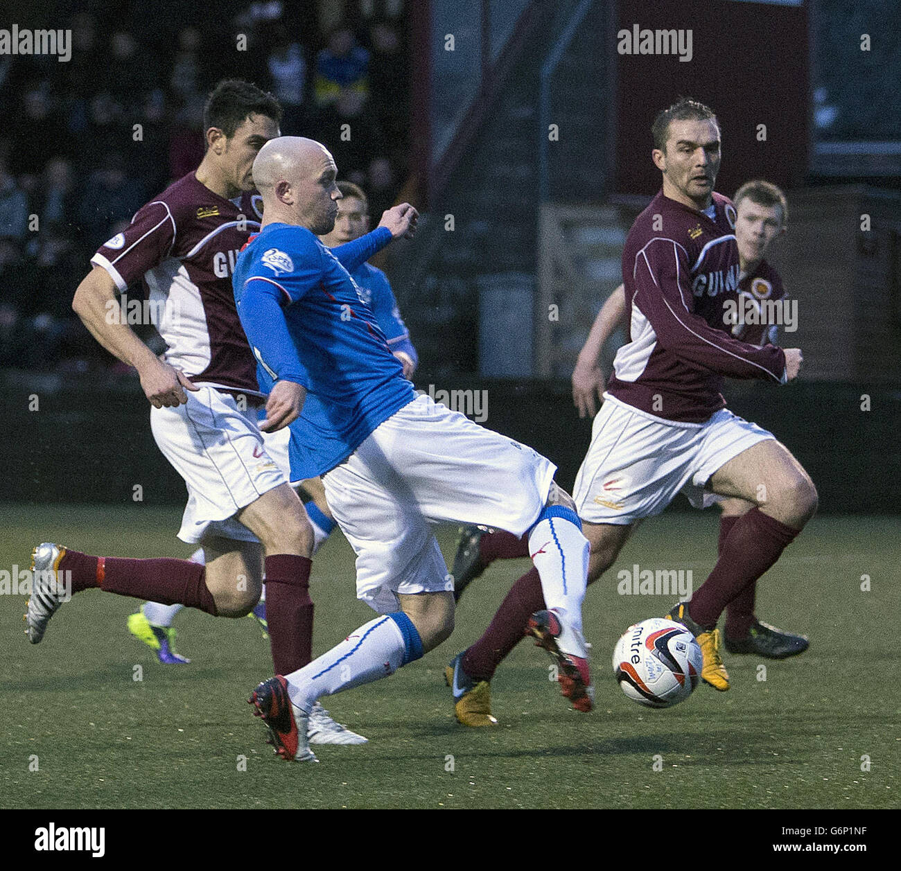 Calcio - Scottish League One - Stenhousemuir / Rangers - Ochilview Park. Rangers' Nicky Law segna durante la partita della Scottish League One all'Ochilview Park, Stenhousemuir Foto Stock