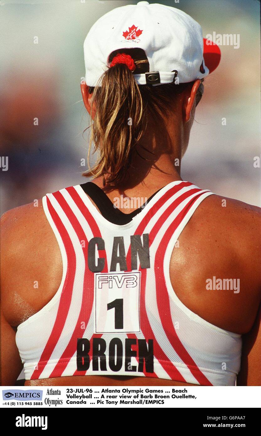 23-LUG-96. Giochi Olimpici di Atlanta. Beach volley. Vista posteriore di Barb Broen Ouellette, Canada Foto Stock