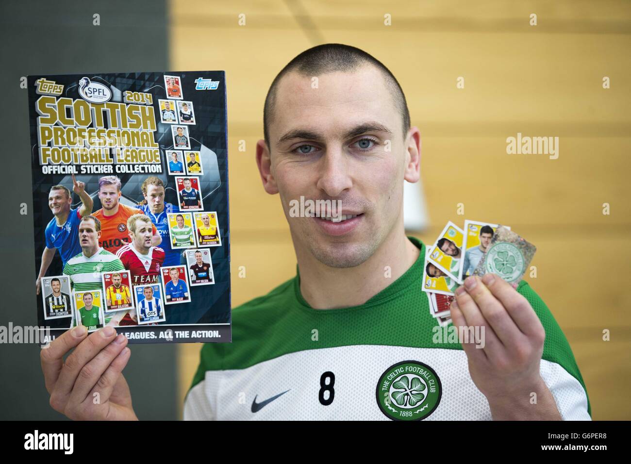 Calcio - Scott Brown promuove la prima mai SPFL sticker album Foto Stock