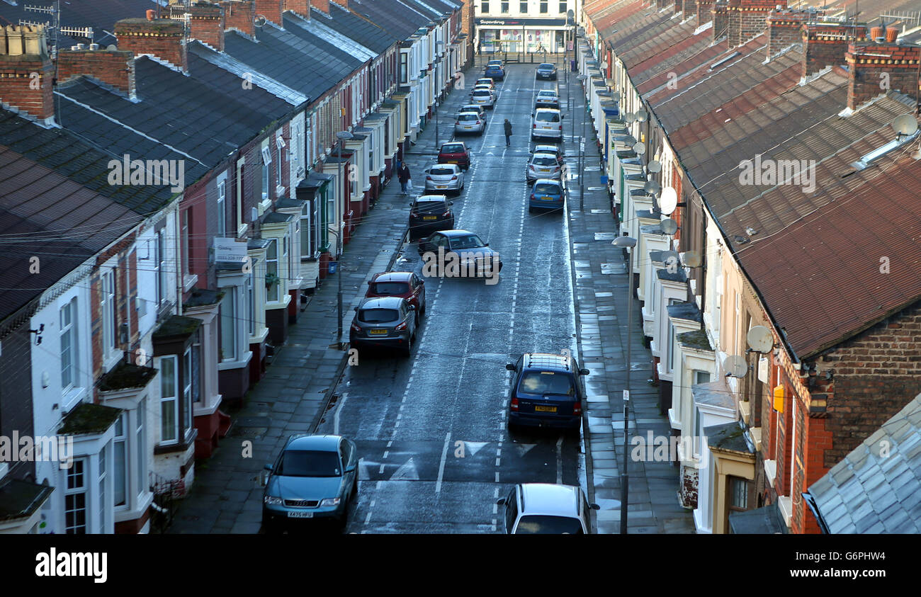 Case a schiera e tetti a Everton, Liverpool, Merseyside. Foto Stock