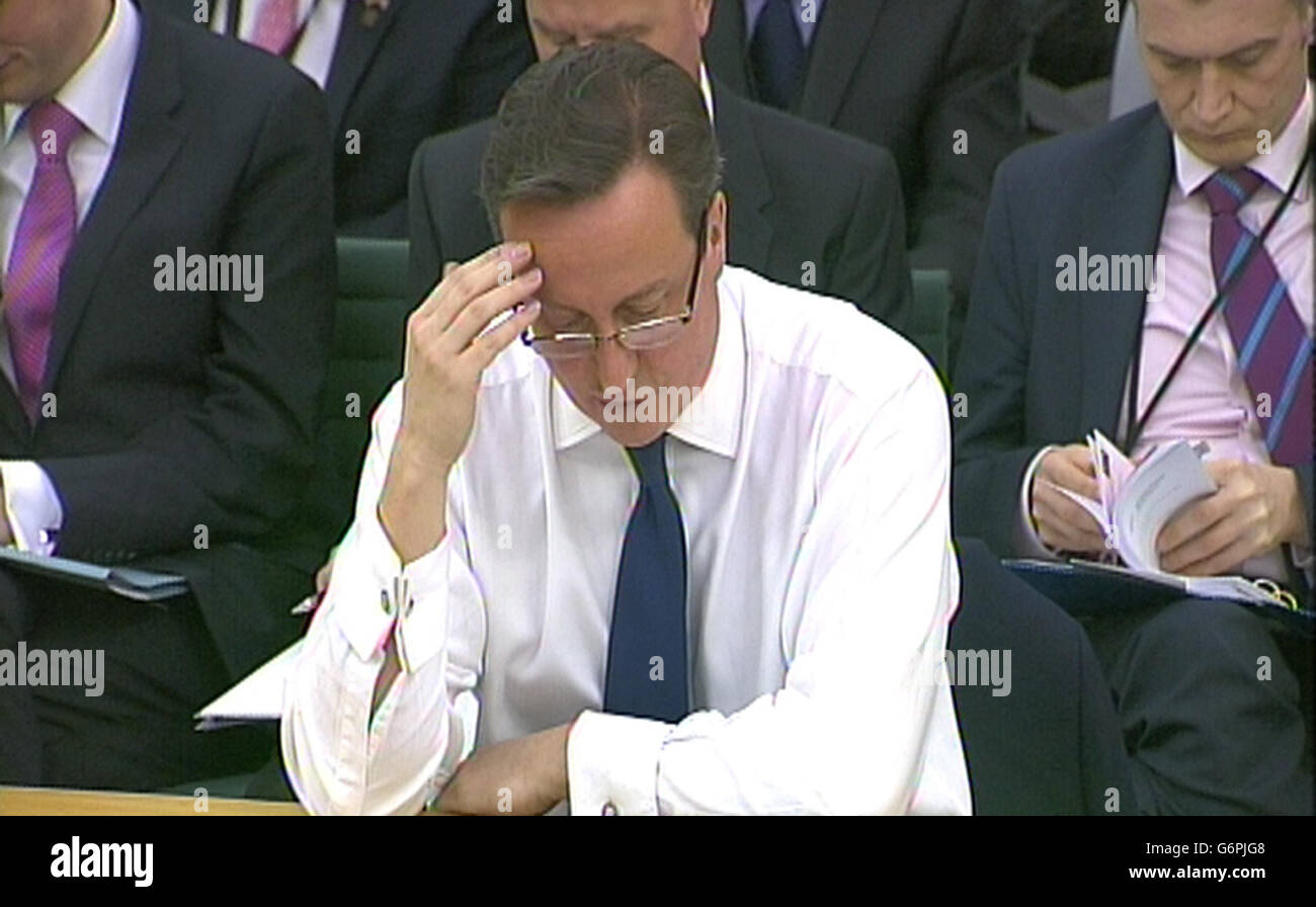 Il primo Ministro David Cameron risponde alle domande di fronte al Comitato di selezione di collegamento della Camera dei Comuni di Londra. Foto Stock