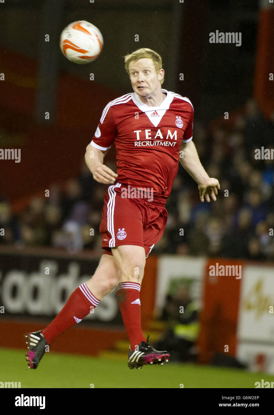 Barry Robson in azione durante la partita della Scottish Premier League al Pittodrie Stadium di Aberdeen. PREMERE ASSOCIAZIONE foto. Data immagine: Martedì 25 febbraio 2014. Guarda la storia della Pennsylvania SOCCER Aberdeen. Il credito fotografico deve essere: Kenny Smith/PA Wire. SOLO PER USO EDITORIALE Foto Stock