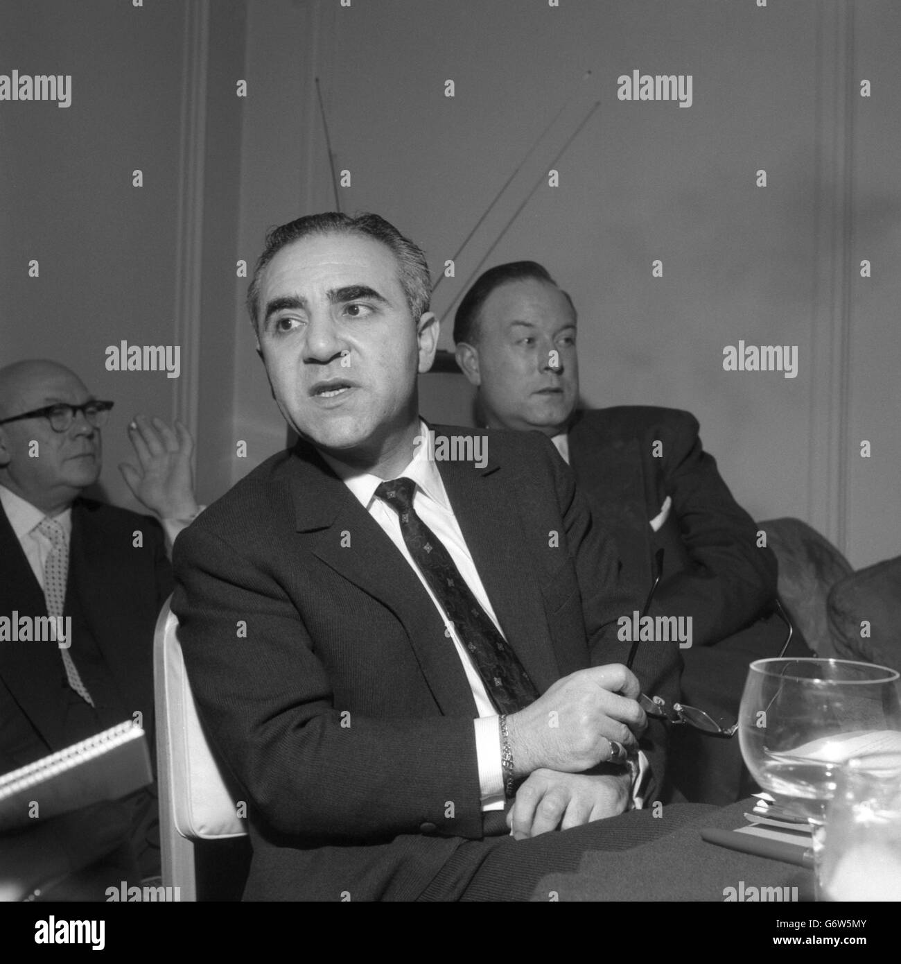 Tempo libero - Street bookmakers' Federation per la riunione del comitato - Presidente Wilfred Sherman - Mayfair Hotel, Londra Foto Stock