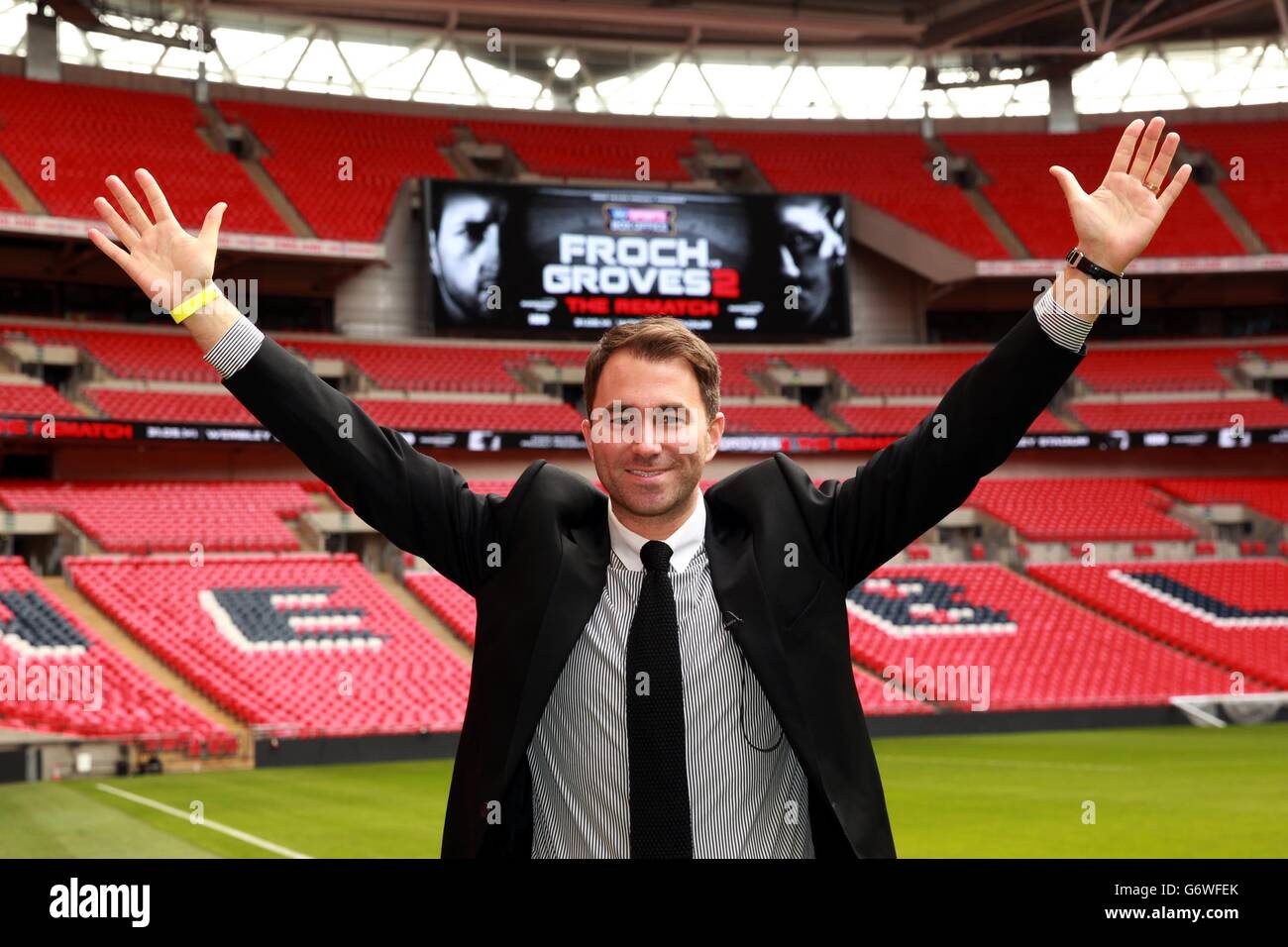 Pugilato - IBF e WBA Super Middlewight Title - Carl Froch / George Goves - Conferenza Stampa Annuncio sede. Eddie Hearn, promotore di Matchroom, durante la conferenza stampa al Wembley Stadium di Londra. Foto Stock