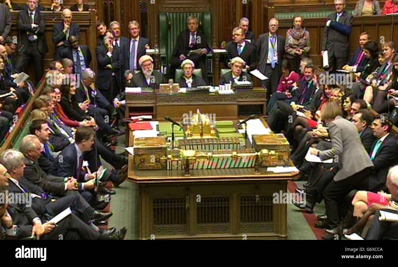 Un punto di vista generale durante le interrogazioni del primo Ministro alla Camera dei Comuni, Londra. Foto Stock