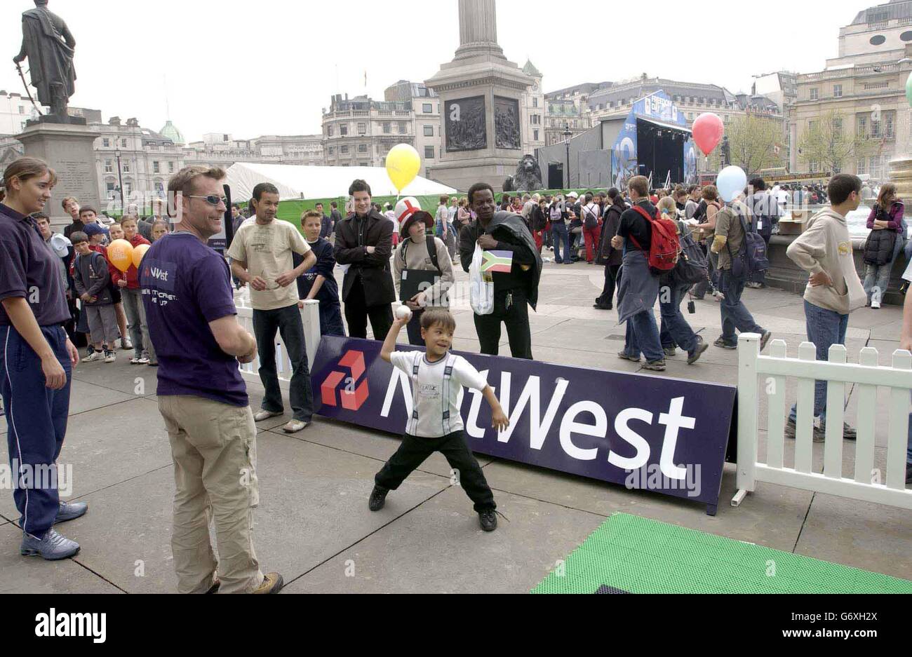 NatWest Speed Stars Roadshow in South Africa Freedom Day, Trafalgar Square, Londra. Foto Stock