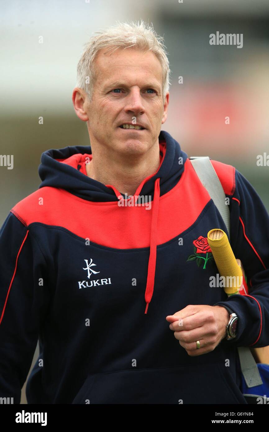 L'allenatore del Lancashire Peter Moores durante il campionato LV=County Championship, Divisione uno partita a Trent Bridge, Nottingham. Foto Stock